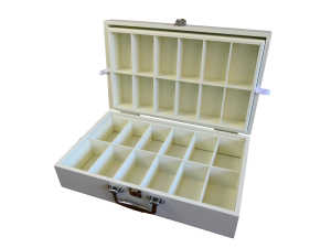 Coffret de présentation de thés 24 cases, 2 étages, laqué matifié de couleur crème avec poignée valise